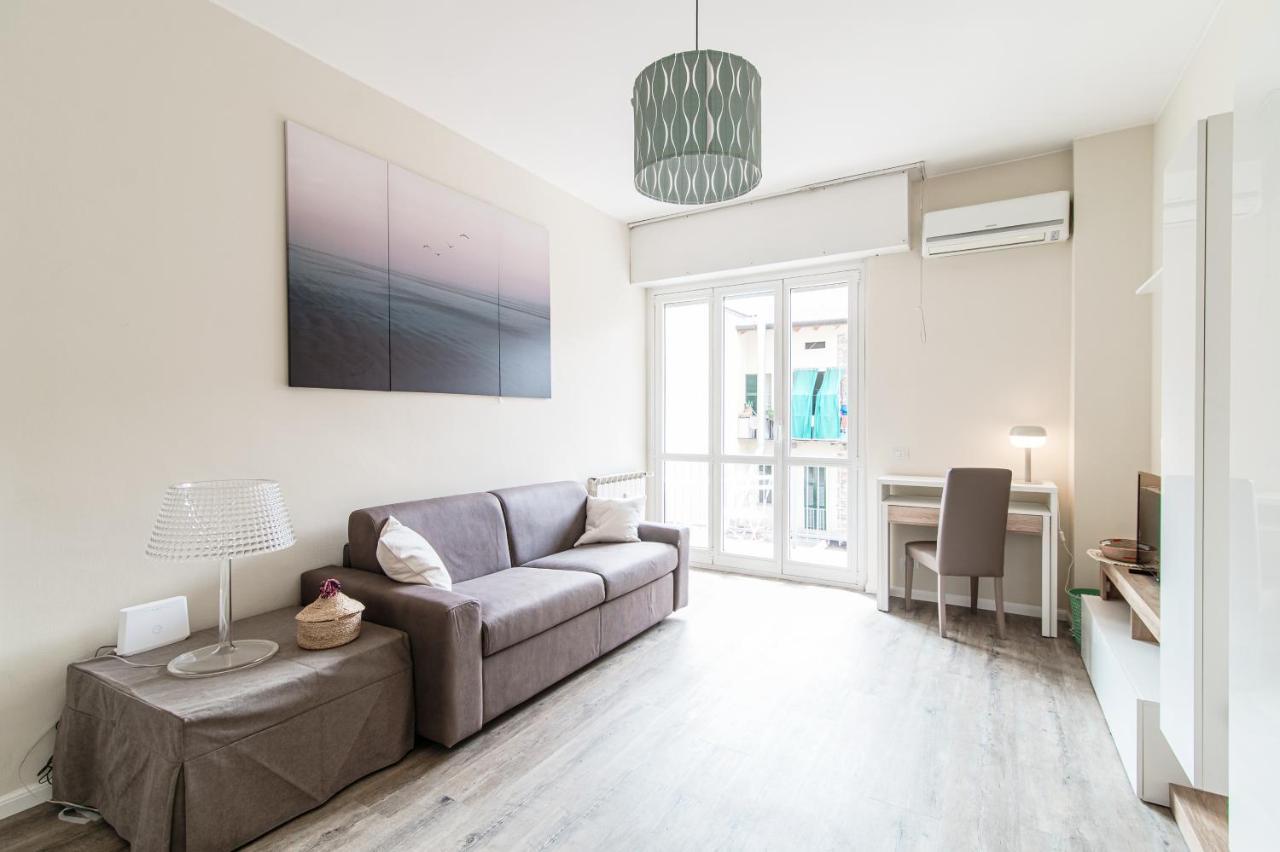 Lovely Suite With Private Parking In Como Exteriör bild