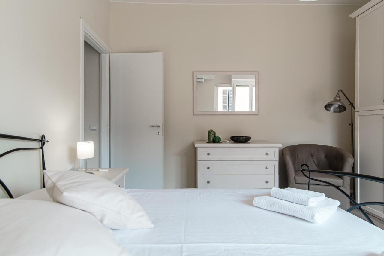 Lovely Suite With Private Parking In Como Exteriör bild